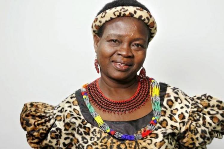 Malawi Female Chief breaks 850 child Marriages